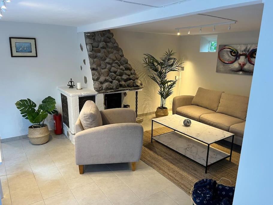 Plomben C Apartment Bastad Exterior photo